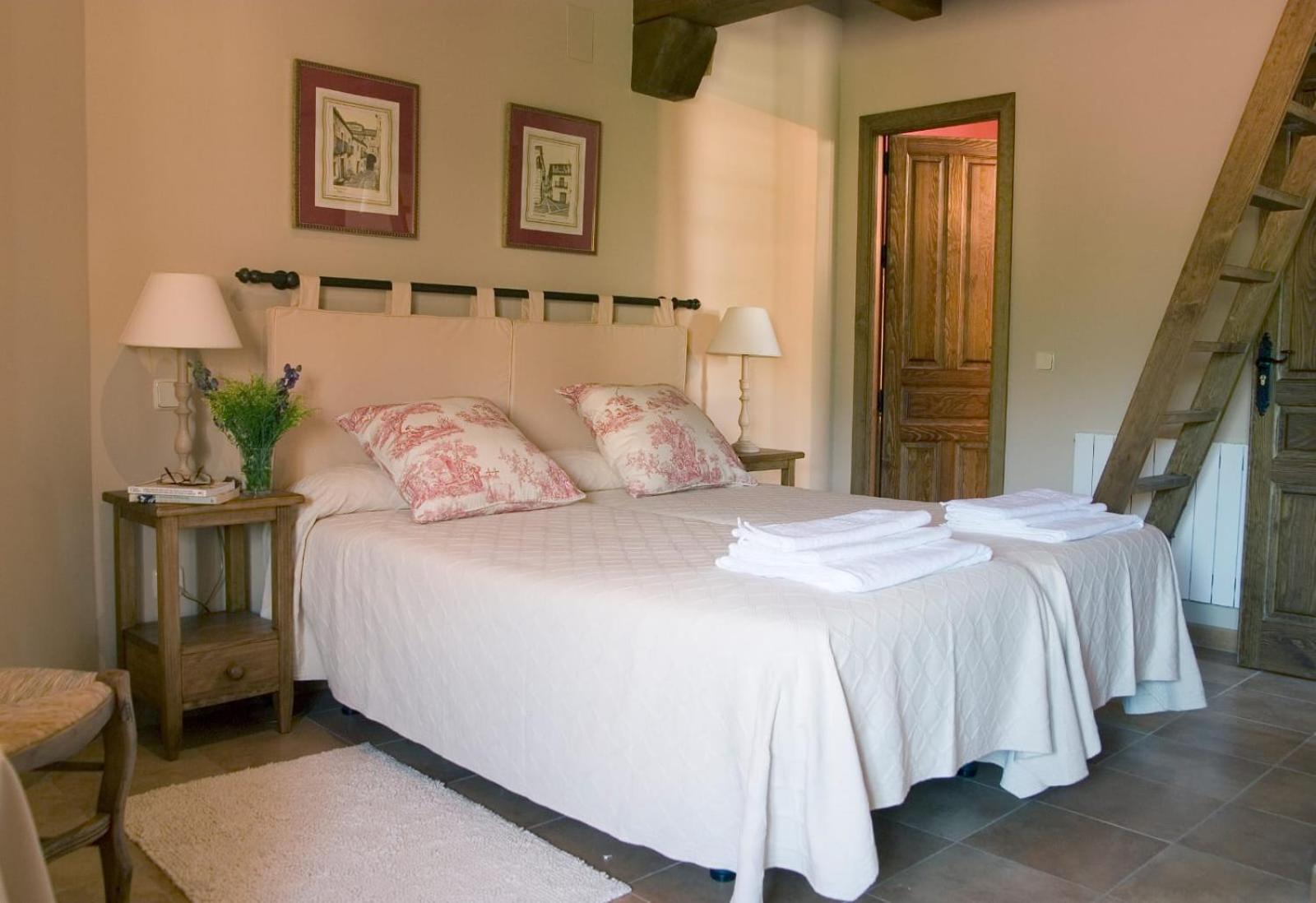 El Patio Villa Canicosa ภายนอก รูปภาพ